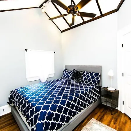 Mandeville Creole - 3 Bed-2 Bath *