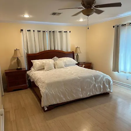 Ponderosa Villa *