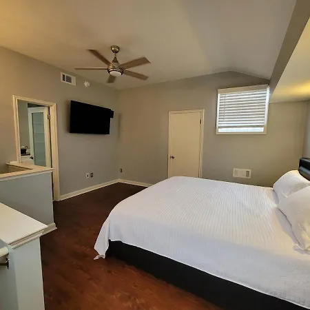 Lakeview Gem Holiday home