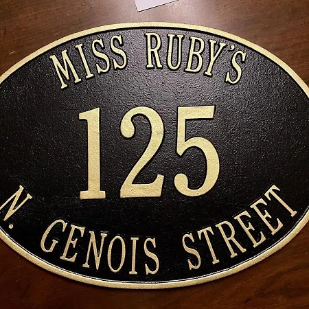 Miss Ruby's Mid-city * New Orleans