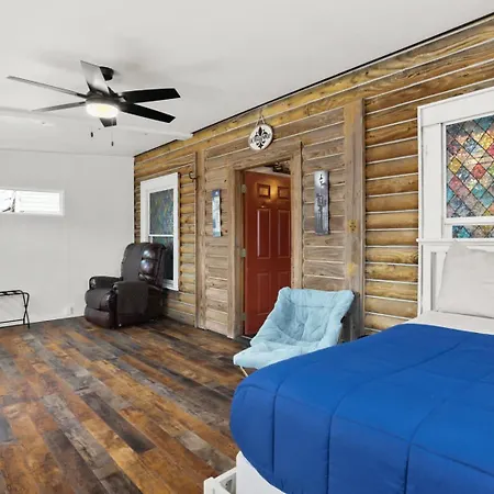 Unique 3bd 'urban Cabin' Close To French Quarter * New Orleans