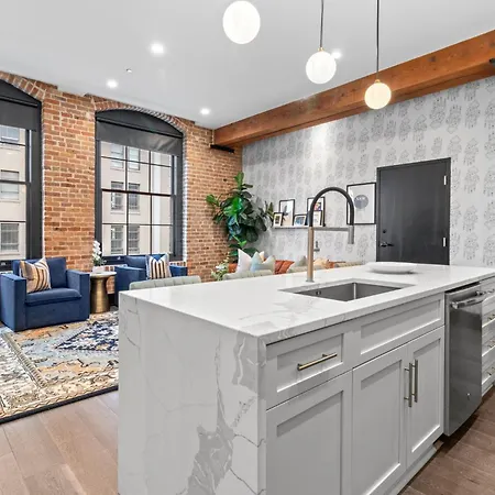 Steps From Dome Spacious 2 Br2ba Wqueen Sleeper Sofa Perfect For Up To 6 Guests Amenities Galore * New Orleans