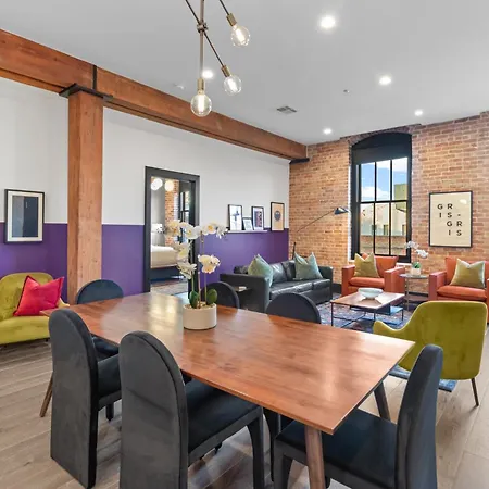 Spacious Downtown 2br With Sleeper Sofa Gym Pool Gameroom Near Parade Route And Superdome