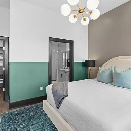Prime Location Near Everything * New Orleans