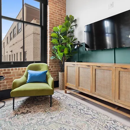 Downtown Close To Superdome With Rooftop Pool Gym Hotel New Orleans