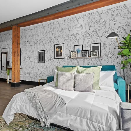 Exposed Bricks Cypress Beams - Luxury Near French Quarter * New Orleans