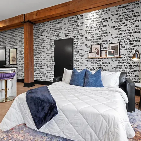 Downtown 2br With Queen Sleeper Sofa Rooftop Pool Gym Game Near Superdome And Parade Route Hotel *