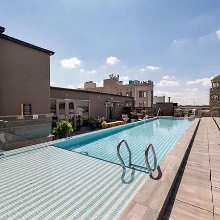 Downtown 2br With Queen Sleeper Sofa Rooftop Pool Gym Game Near Superdome And Parade Route New Orleans