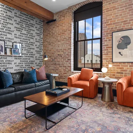 Hotel Downtown 2br With Queen Sleeper Sofa Rooftop Pool Gym Game Near Superdome And Parade Route