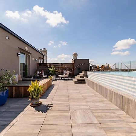 Downtown 4bd4ba With 2 Queen Sleeper Sofas Connecting Unit Perfect For Groups