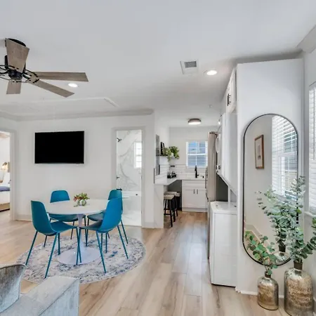 Spectacular Sleep 20 Near Fq W Pool Hotel *