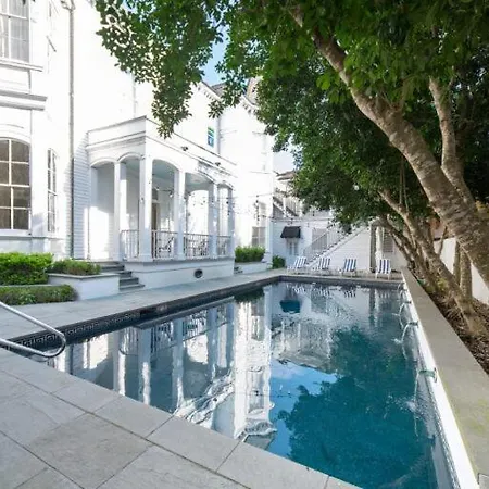 Melrose Mansion Hotel 3*