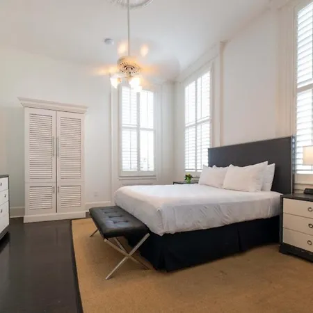 Melrose Mansion 3*
