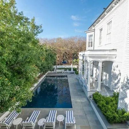 Hotel Melrose Mansion
