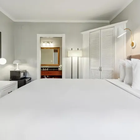 Maison Saint Charles Hotel