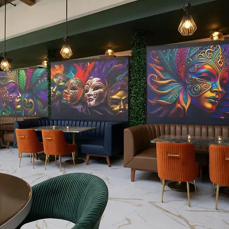Courtyard By Marriott Warehouse Arts District Hotel