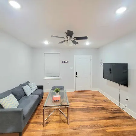 New Entire Ready For Your Next Vacation! Apartment