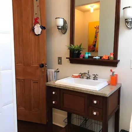 Holiday home Eclectically Furnished In The Heart Of Nola New Orleans