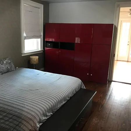 Eclectically Furnished In The Heart Of Nola Holiday home