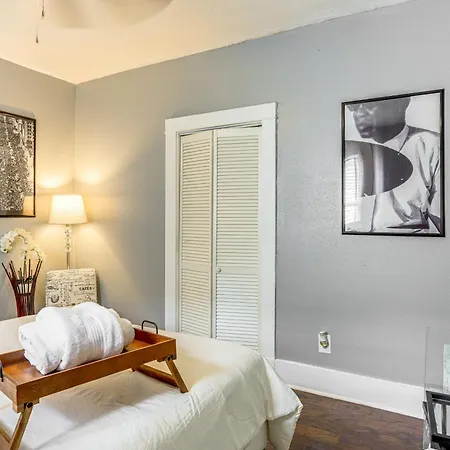 3 Mi To French Quarter: Retreat W/ Bbq, Yard *
