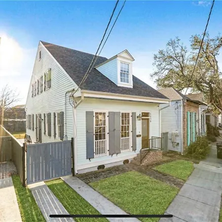Holiday home Charming Creole 2 Blocks Across Rampart St From French Quarter New Orleans
