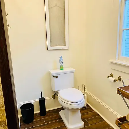 Charming Creole 2 Blocks Across Rampart St From French Quarter Holiday home
