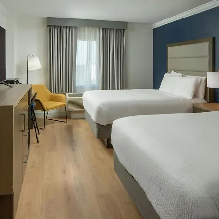 Hotel Express By Marriott 1-10