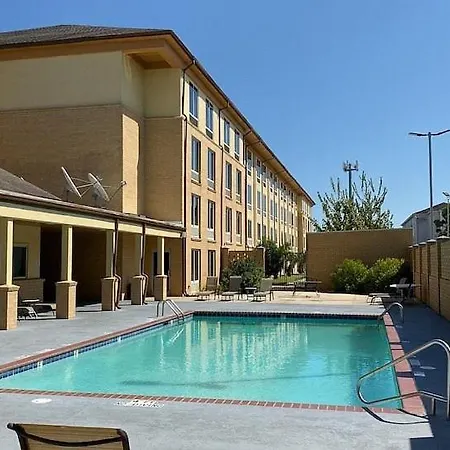 Hotel Trident & 3*