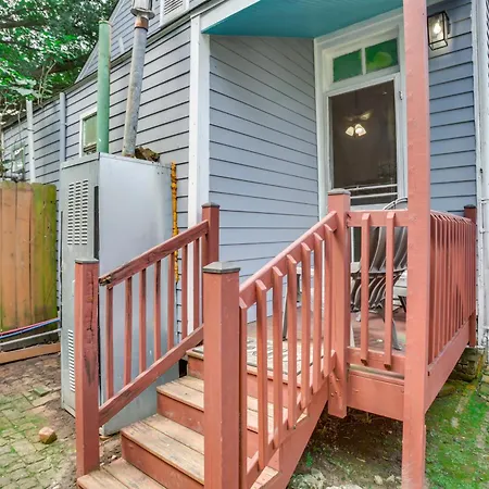 Walk To Magazine St: Nola House In Irish Channel!