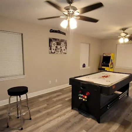 Lakeview Townhome W King Bed & Game *