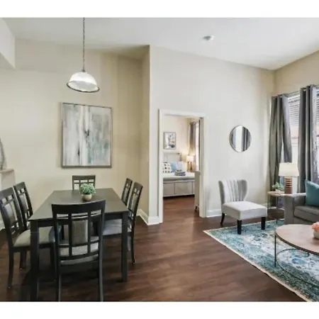 Apartment Beautiful Walk To French Quarter, Pool, Gym, View New Orleans