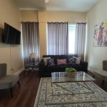 Apartment Beautiful Walk To French Quarter, Pool, Gym, View New Orleans