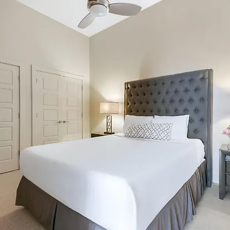 Stylish 1-bed Just Moments Away From The Charming French Quarter Apartment