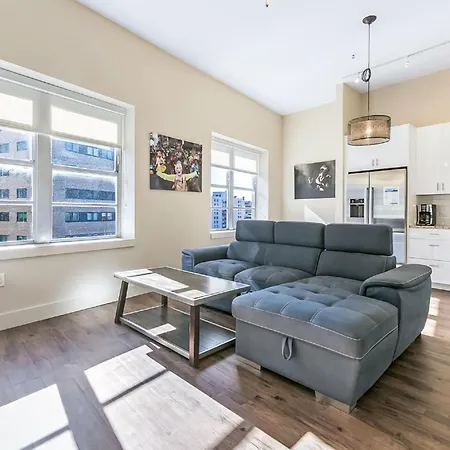 Stylish 1-bed Just Moments Away From The Charming French Quarter Apartment