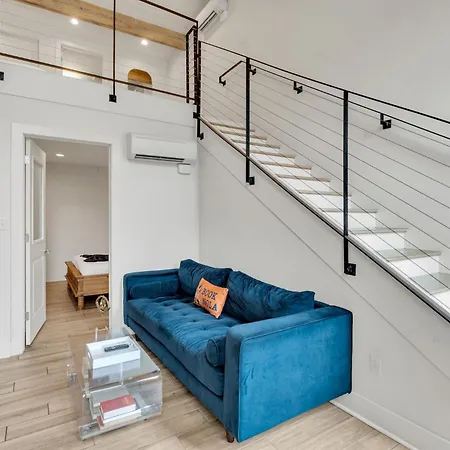 Marigny Loft Steps To Frenchmen & French Market Holiday home *