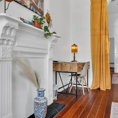 Entire Bywater Great Location