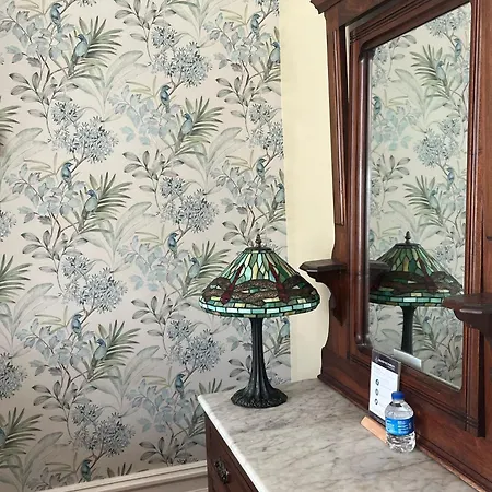 Grand Victorian 3*