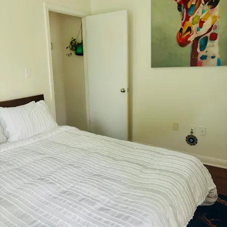 Charming Creole Near French Quarter *