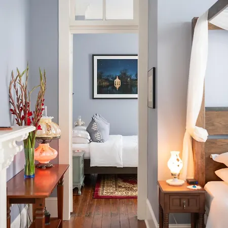 Luxury Historic Shotgun In Lower Garden District Holiday home *