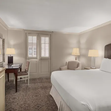 Dauphine Orleans Hotel