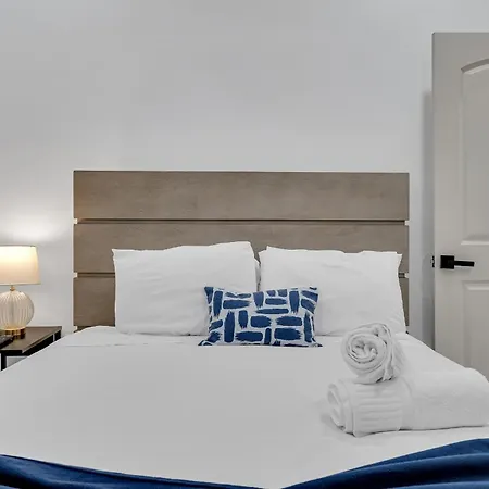 Sleeps 24-spacious Near Fq W Pool Hotel New Orleans