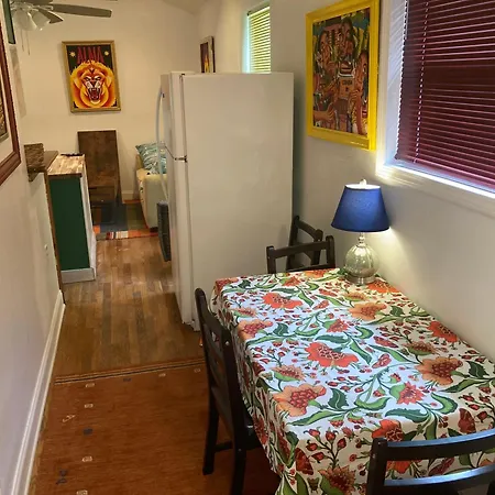 Garden View Apartment *