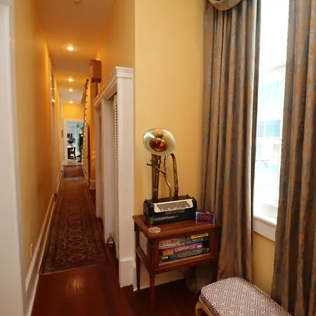 R&b - Award Winning (adults Only) New Orleans