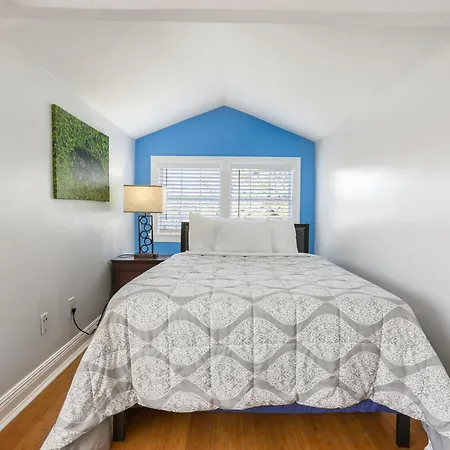 Apartment Comfortable Rooms Near All Nola Hot Spots