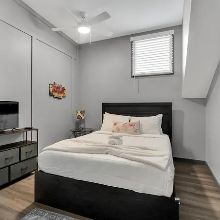 Apartment Bywater At 4200 St Claude Avenue *