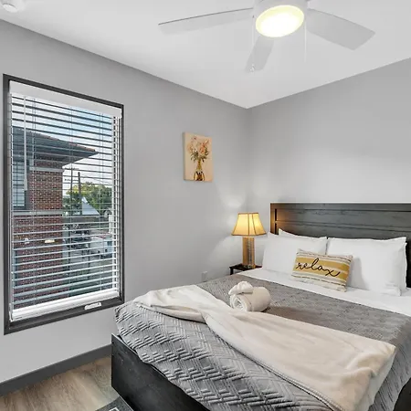 Apartment Bywater At 4200 St Claude Avenue