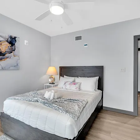 Bywater At 4200 St Claude Avenue *