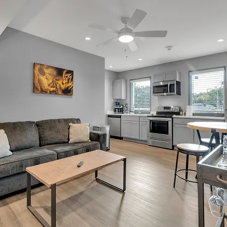 Apartment Bywater At 4200 St Claude Avenue