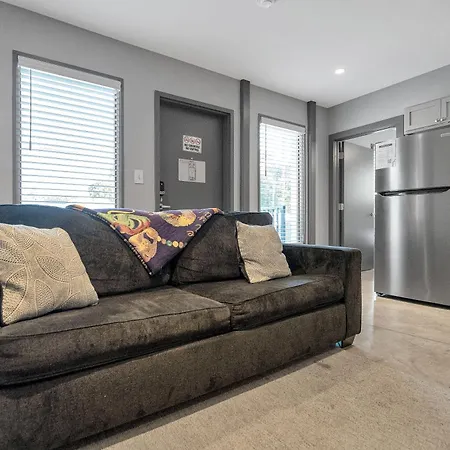 Bywater At 4200 St Claude Avenue Apartment *
