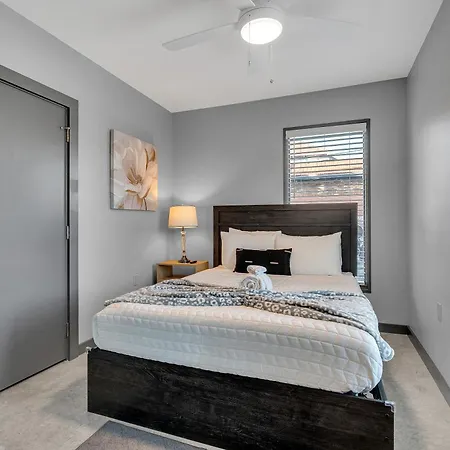 Apartment Bywater At 4200 St Claude Avenue New Orleans